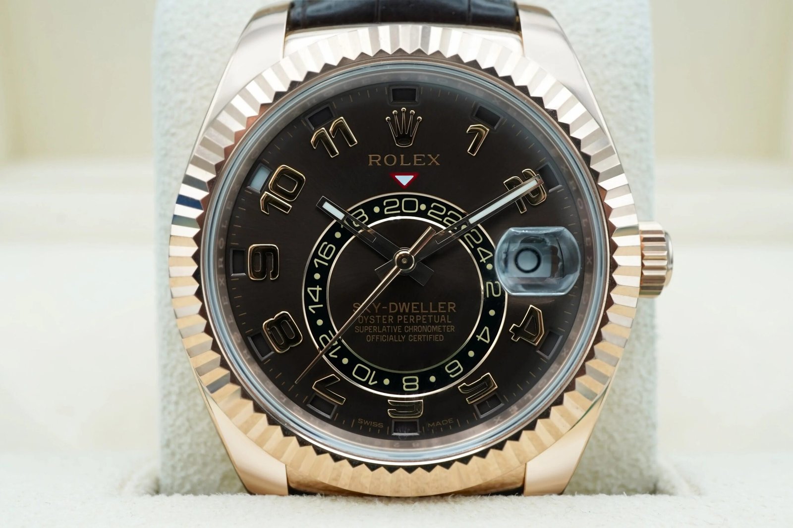 Rolex Sky-Dweller 42 mm / Rose Gold Brown Dial – Image 4