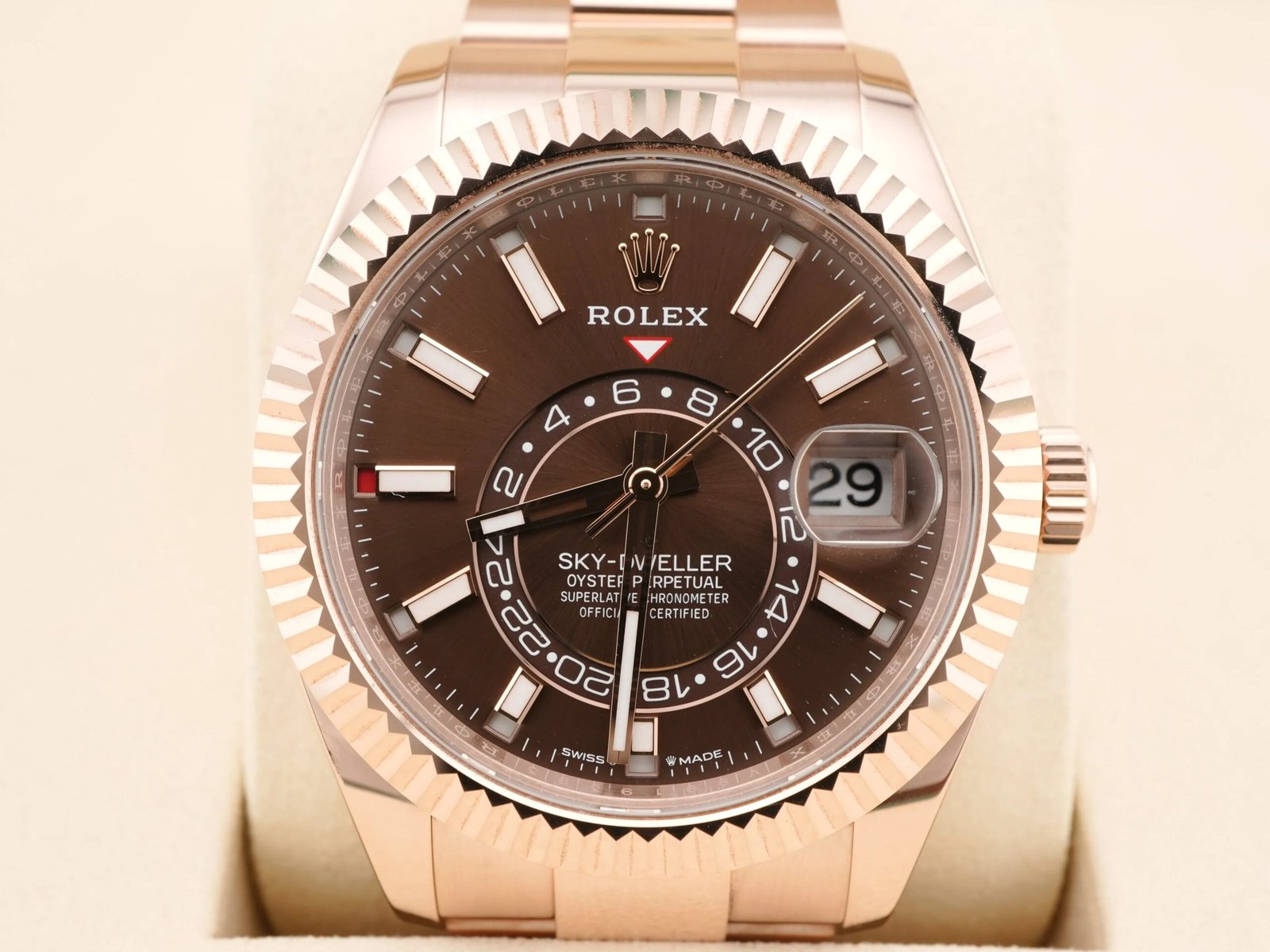 Rolex Sky-Dweller 42 mm / Rose Gold Chocolate Dial – Image 9