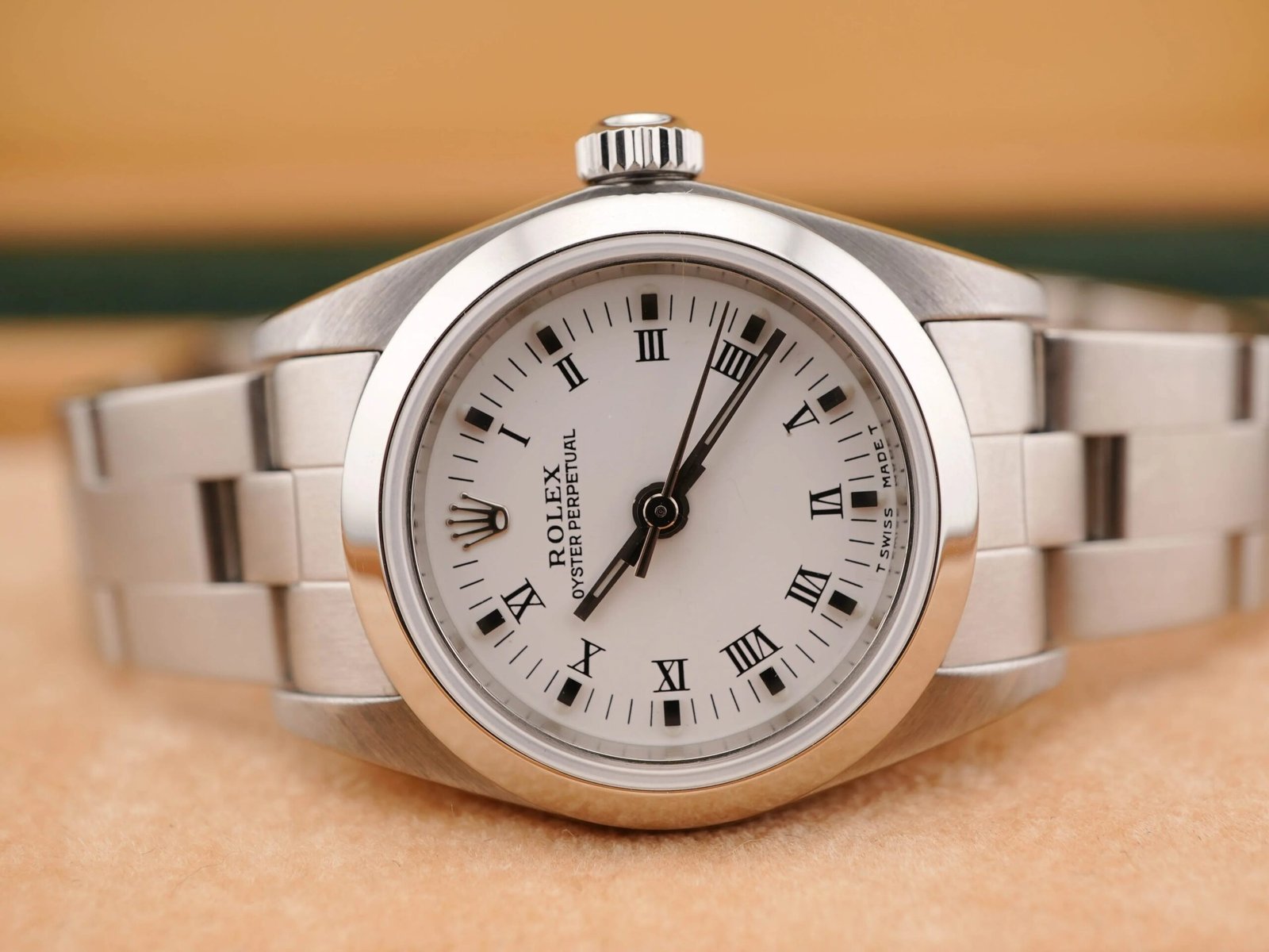 Rolex Oyster Perpetual Lady 24 mm / White Roman – Oyster – Image 4