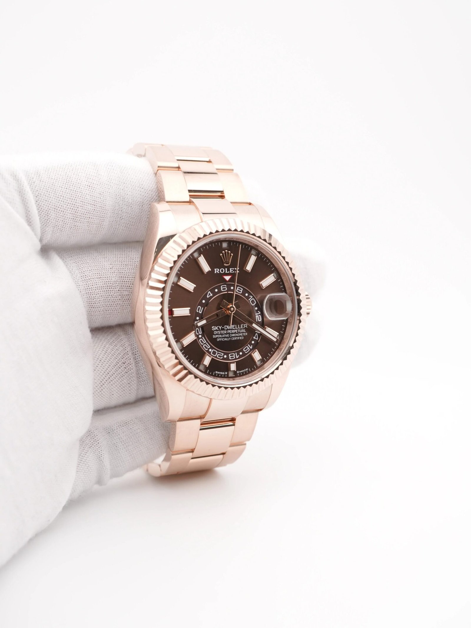 Rolex Sky-Dweller 42 mm / Rose Gold Chocolate Dial – Image 4