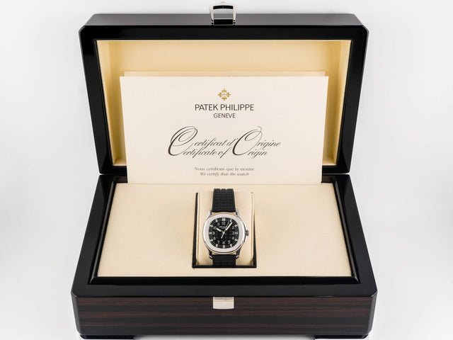 Patek Philippe 36 mm Aquanaut / Black – Image 2