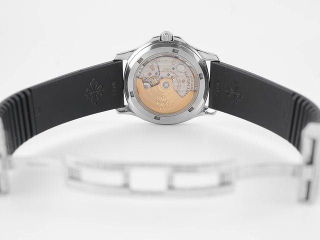 Patek Philippe 36 mm Aquanaut / Black – Image 7