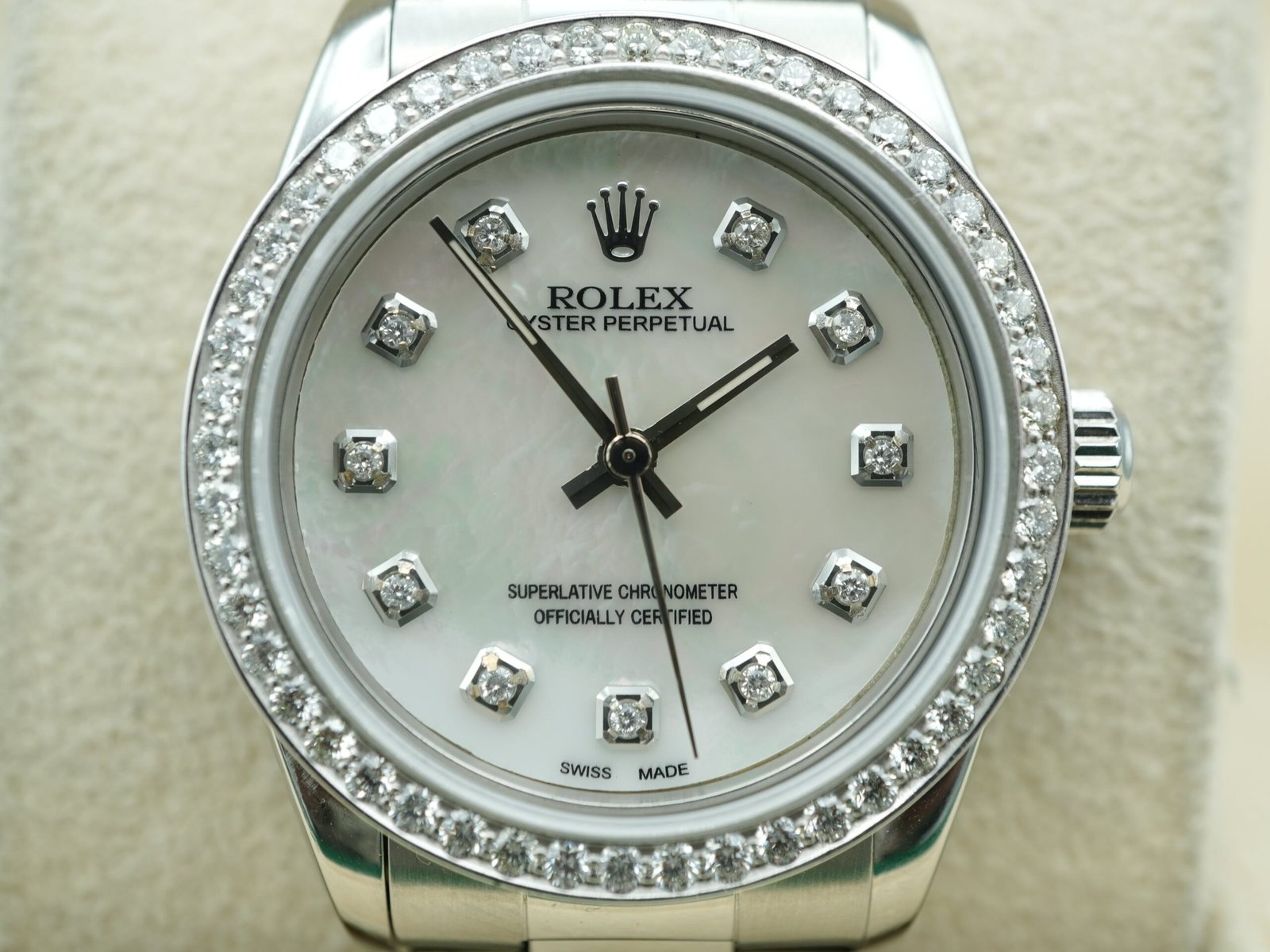 Rolex Oyster Perpetual 31 mm / Silver Diamond – Oyster – Image 3